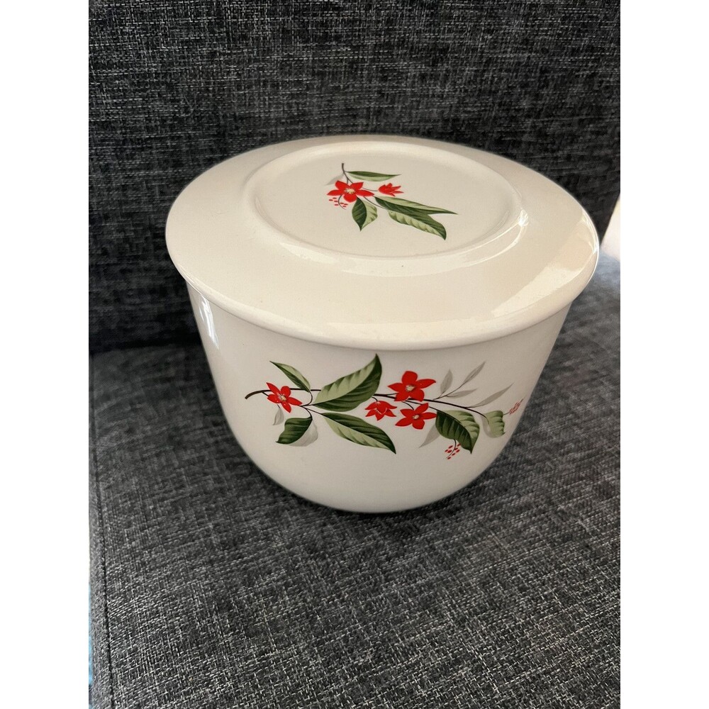 universal Cambridge wood vine oven proof bowl with lid